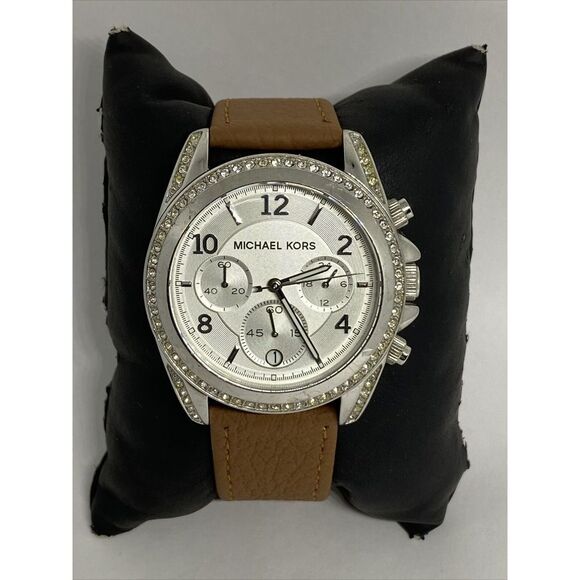 Michael Kors MK5165 Women's Brown Leather Analog Dial Quartz Wrist Watch EY650 - Picture 3 of 12